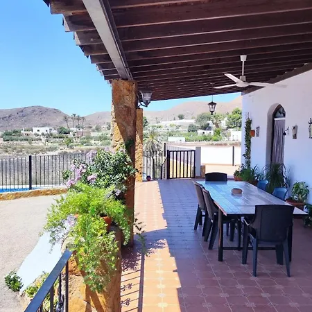 펜션 Cortijo El Peregil *